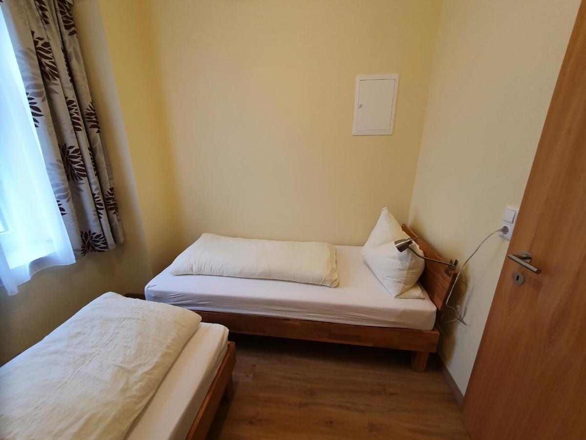 Appartement Zur Post Ferlach Exterior photo